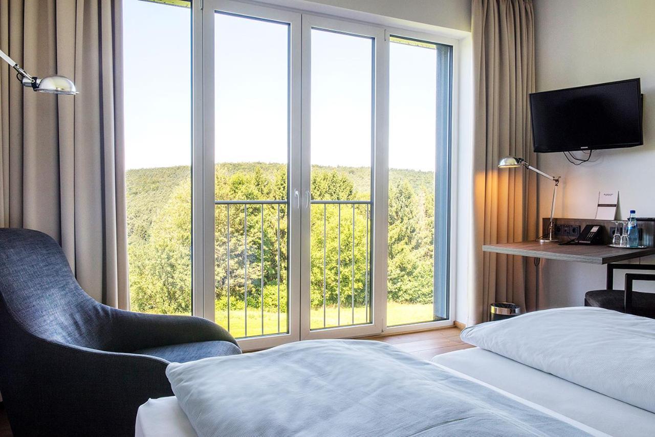 Burghof - Das Hotel Brombachtal Екстериор снимка